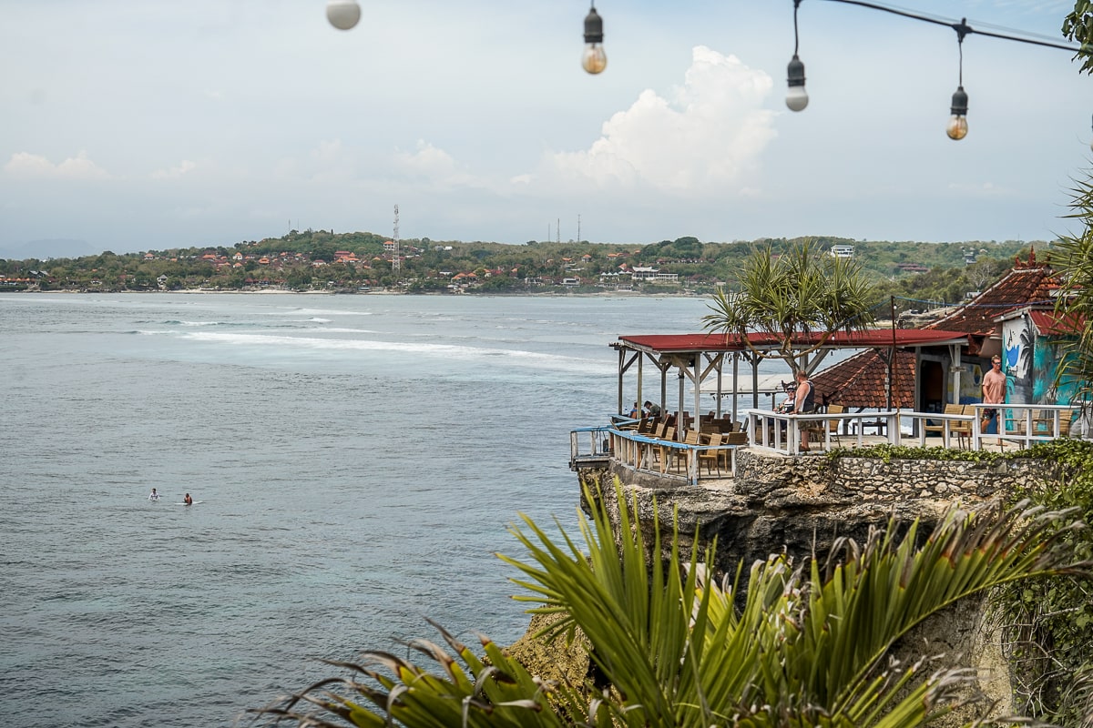Cliff Jumps & Sunset Beers: A Guide to Mahana Point Nusa Ceningan